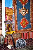Marocco meridionale - Tafraoute. Shopping alla Maison Tuareg. 